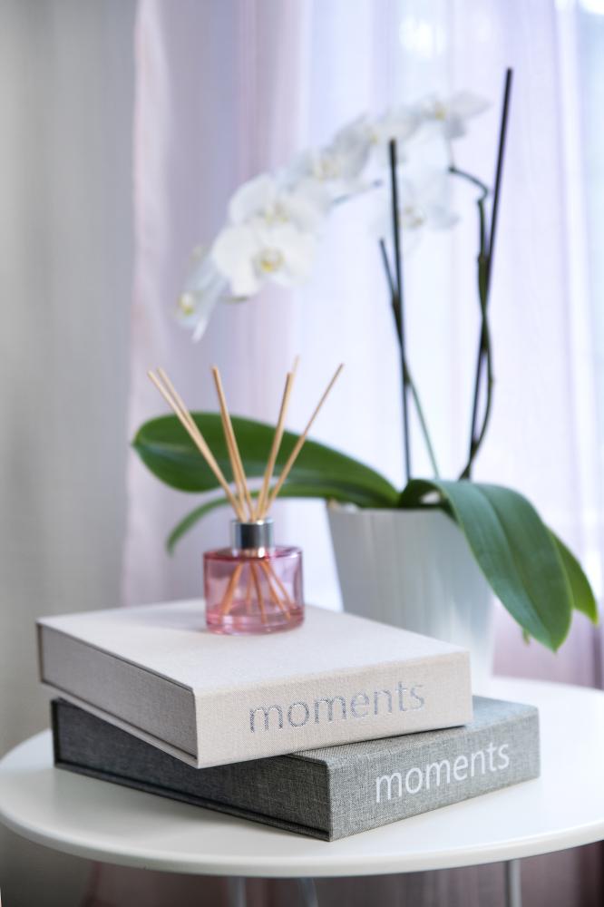 Moments Beige (30 pages noires / 15 feuilles)
