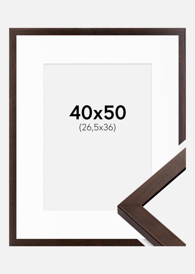 Cadre Selection Noyer 40x50 cm - Passe-partout Blanc 27,5x37 cm