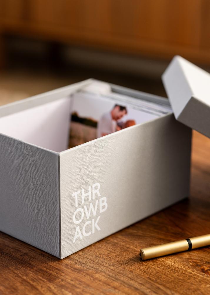 KAILA THROWBACK Boîte à Photos (700 images en 10x15 cm) - Gris