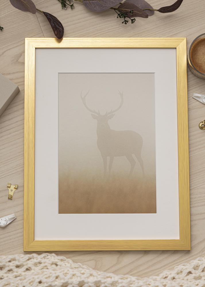 Cadre Gold Wood 42x59,4 cm (A2) - Passe-partout Blanc 25x38 cm