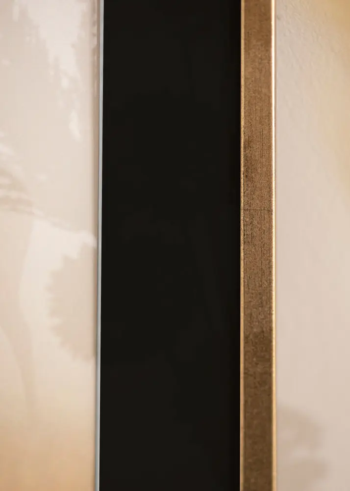 Cadre Galant Or 40x50 cm - Passe-partout Noir 29,7x42 cm
